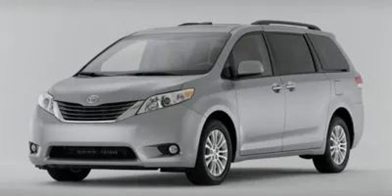 2014 Toyota Sienna — a typically priced live listing