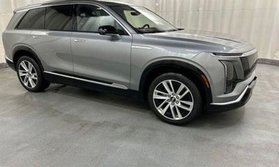 2027 Cadillac Vistiq Luxury