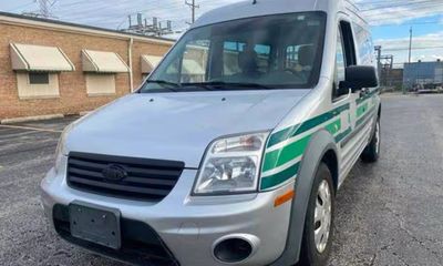 2011 Ford Transit Connect XLT Premium