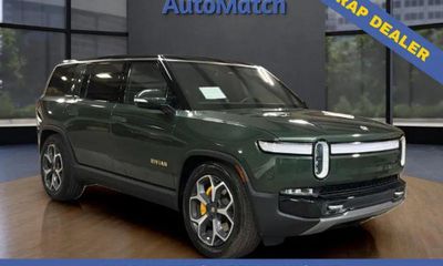 2023 Rivian R1S Adventure