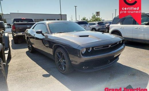 2023 Dodge Challenger SXT