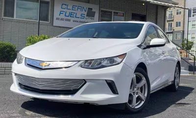 2017 Chevrolet Volt LT