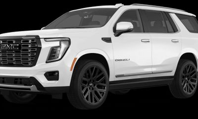 2025 GMC Yukon Denali