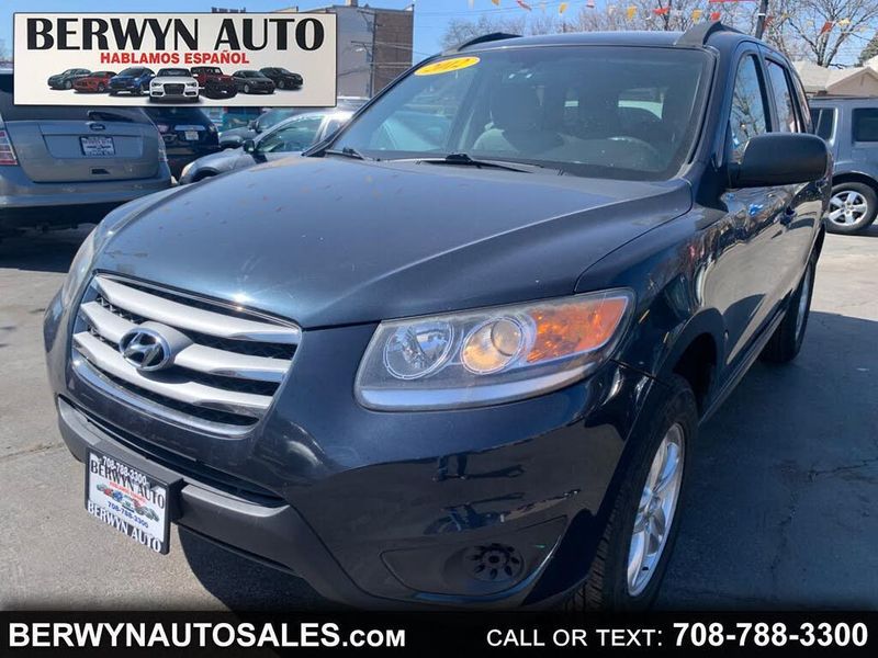 2012 Hyundai Santa FE — a typically priced live listing