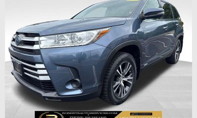 2019 Toyota Highlander LE Hybrid