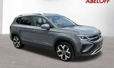 2023 Volkswagen Taos 4Motion SEL