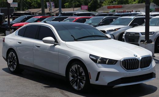 2024 BMW 530I
