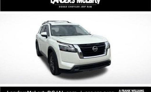 2023 Nissan Pathfinder SV