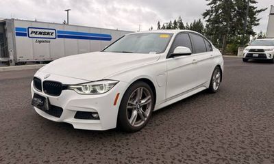 2017 BMW 330E Iperformance