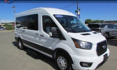 2024 Ford Transit Medium Roof