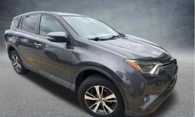2018 Toyota RAV4 Adventure XLE