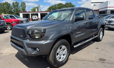 2013 Toyota Tacoma Delux