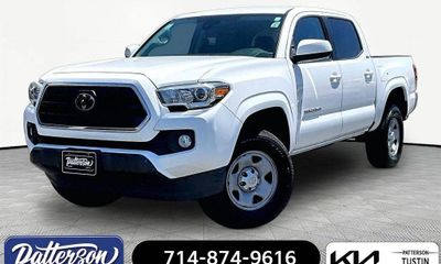 2018 Toyota Tacoma SR SR5