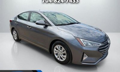 2019 Hyundai Elantra SE