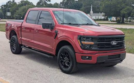 2025 Ford F-150 XLT