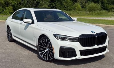 2022 BMW 750LI