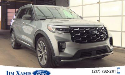 2025 Ford Explorer Platinum