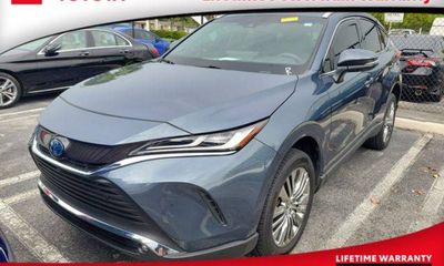 2023 Toyota Venza XLE
