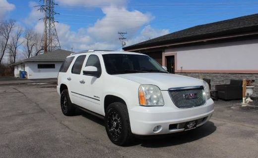 2011 GMC Yukon Denali