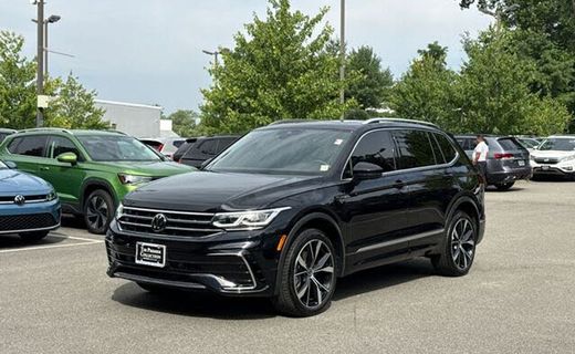 2024 Volkswagen Tiguan 4MOTION SEL Black