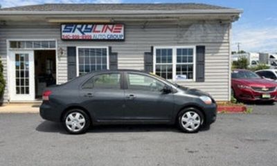 2010 Toyota Yaris Base