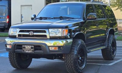 2000 Toyota 4Runner SR5