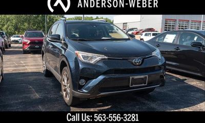 2018 Toyota RAV4 LTD Platinum