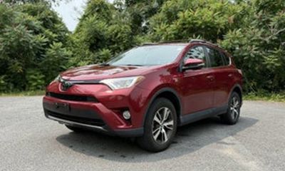 2018 Toyota RAV4 Adventure XLE
