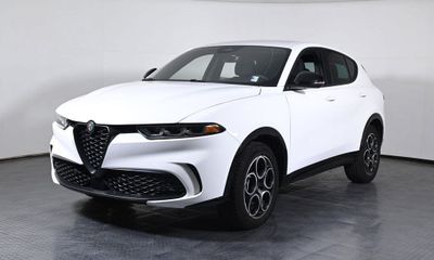 2025 Alfa Romeo Tonale Base Intensa Sprint