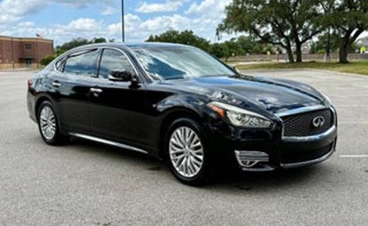 2015 Infiniti Q70L