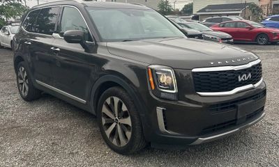 2022 Kia Telluride S