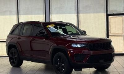 2024 Jeep Grand Cherokee Laredo