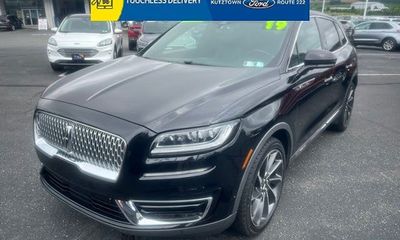 2019 Lincoln Nautilus Reserve