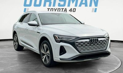 2024 Audi Q8 Quattro Premium Plus