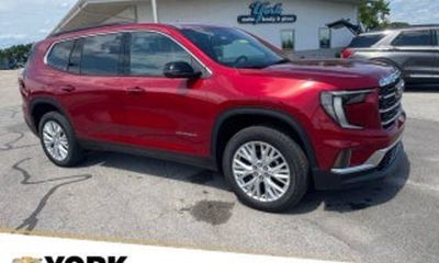 2026 GMC Acadia Elevation