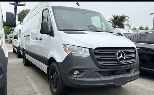 2025 Mercedes-Benz Sprinter 907