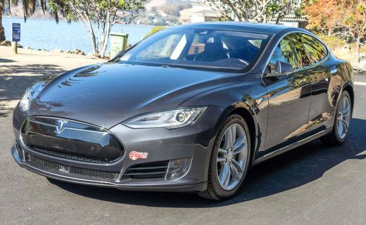 2015 Tesla Model S 85d
