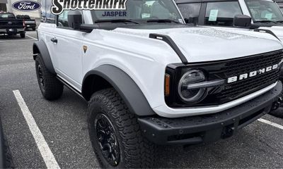 2026 Ford Bronco Badlands