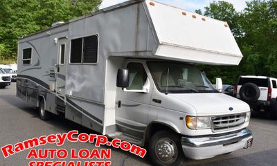 2002 Ford E-450 Super Duty Base