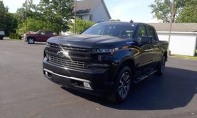 2021 Chevrolet Silverado RST