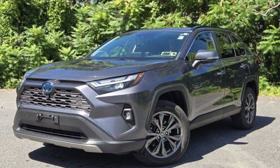 2023 Toyota RAV4 Limited