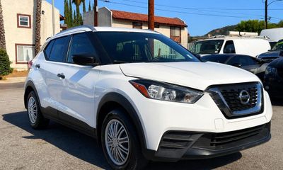 2018 Nissan Kicks S