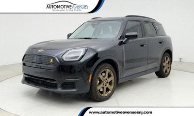 2025 Mini Countryman S E