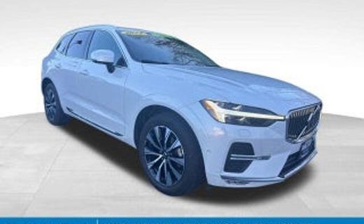 2023 Volvo XC60 Plus Bright