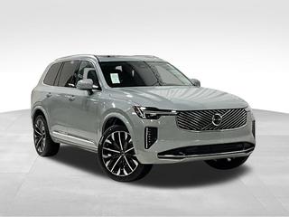 2026 Volvo XC90 Plus Bright