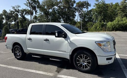 2024 Nissan Titan