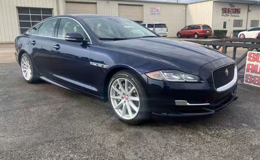 2018 Jaguar XJ Sport