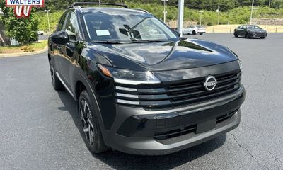 2026 Nissan Kicks MPV SV
