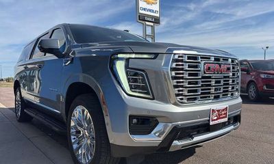 2025 GMC Yukon XL Denali