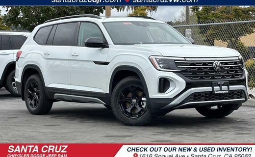 2024 Volkswagen Atlas 4MOTION Peak Edition
